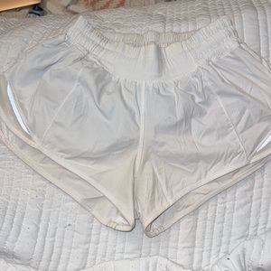 lululemon hotty hot shorts